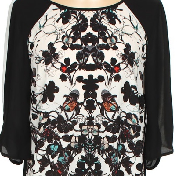 Kensie Abstract Digital Floral Printed Blouse NWT - Picture 2 of 7